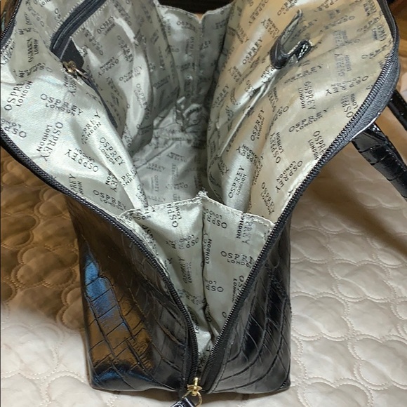 Osprey London black patent leather pebbled handbag - Picture 6 of 6